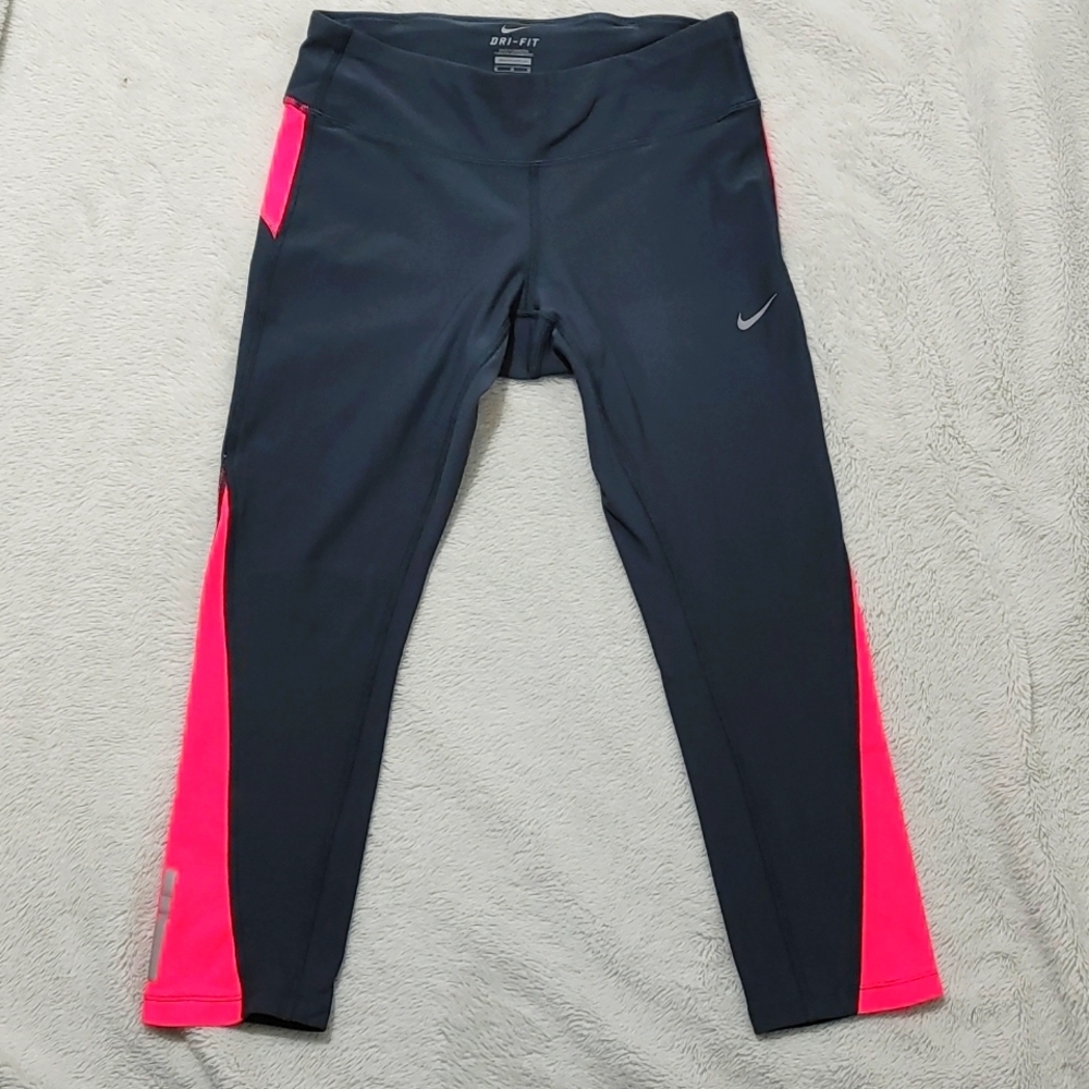 Nike Dri-Fit Capri Legging